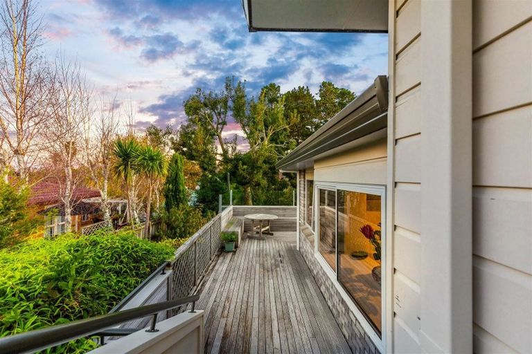 Photo of property in 31 Sturm Avenue, Massey, Auckland, 0614