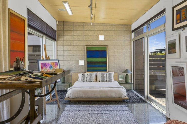 Photo of property in 12 Kurapoto Lane, Rainbow Point, Taupo, 3330