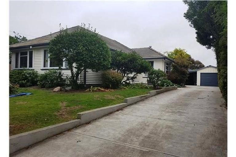 Photo of property in 165 Condell Avenue, Papanui, Christchurch, 8053