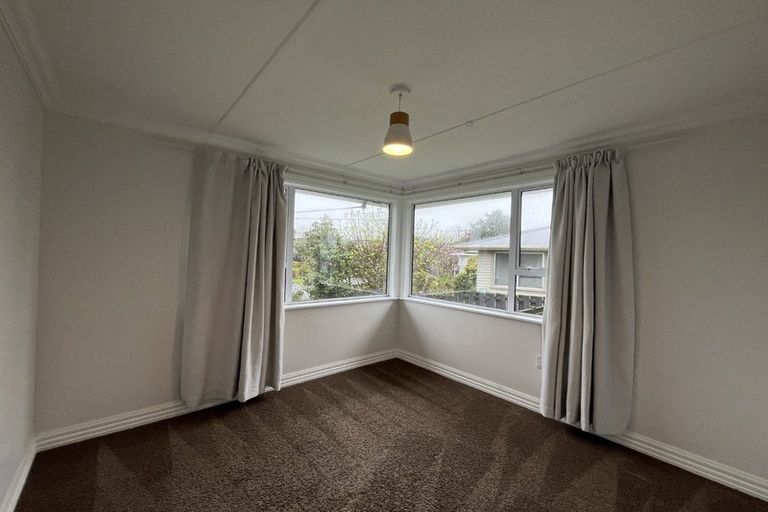 Photo of property in 13 Elm Grove, Westown, New Plymouth, 4310