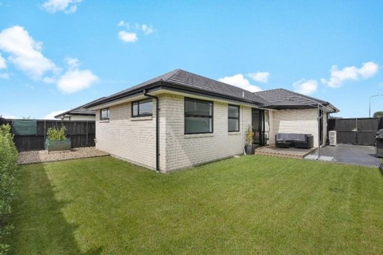 Photo of property in 9 Ragley Way, Rolleston, 7615