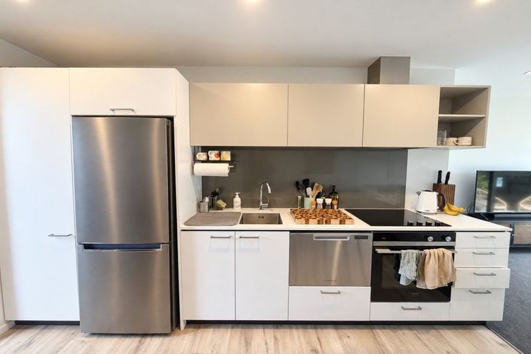 Photo of property in 2/43 Dickens Street, Addington, Christchurch, 8024