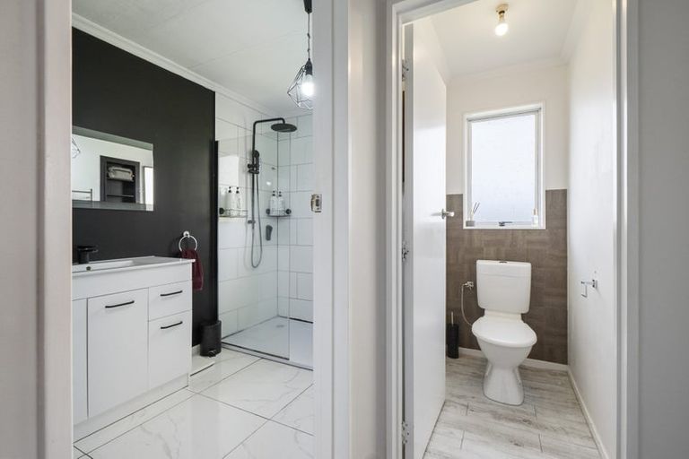 Photo of property in 7 Chadwick Place, Highbury, Palmerston North, 4412