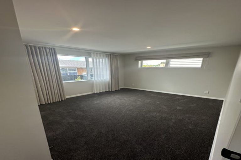 Photo of property in 5b Mander Place, Bucklands Beach, Auckland, 2012