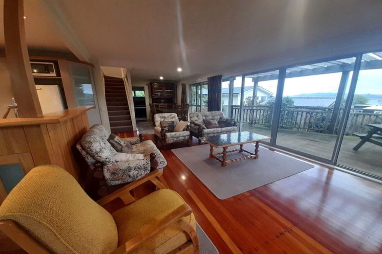 Photo of property in 7 Weka Road, Waipahihi, Taupo, 3330