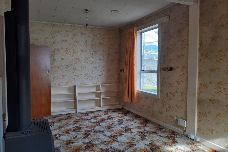 Photo of property in 6 Sutter Street, Seaview, Timaru, 7910