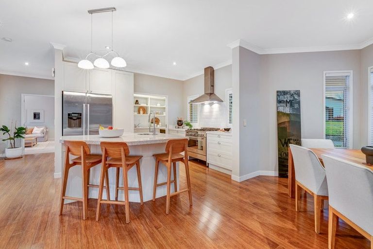 Photo of property in 95 Aberley Road, Schnapper Rock, Auckland, 0632