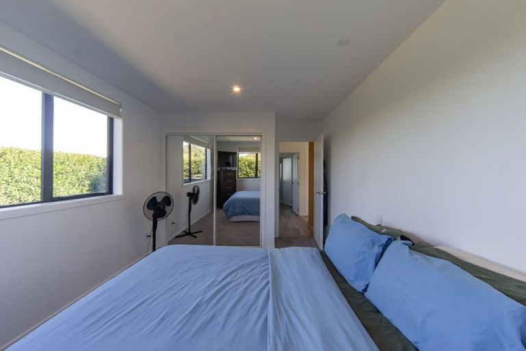 Photo of property in 27 Puketaha Road, Swanson, Auckland, 0816