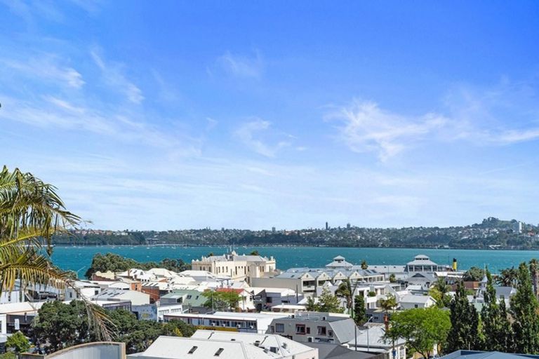 Photo of property in 7 Calliope Road, Devonport, Auckland, 0624