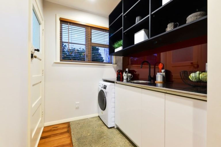 Photo of property in 3 Newall Street, Hamilton East, Hamilton, 3216