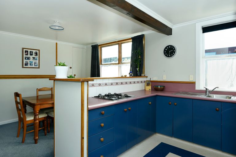 Photo of property in 2/95 Muritai Street, Tahunanui, Nelson, 7011