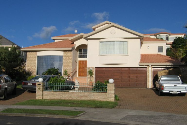 Photo of property in 20 Tumbridge Place, Somerville, Auckland, 2014