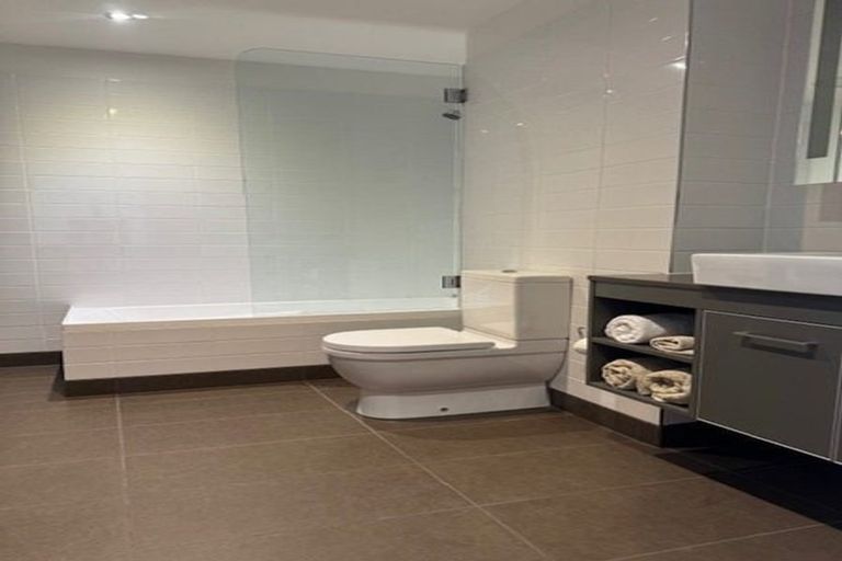 Photo of property in 307/7 Humber Street, Pandora, Napier, 4110