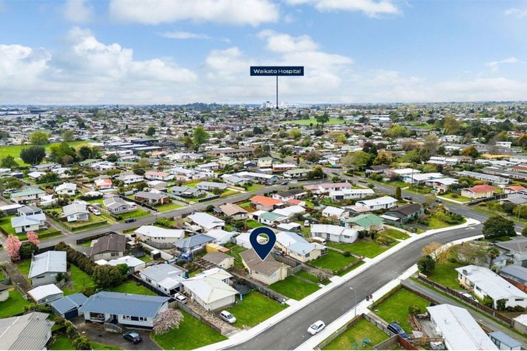 Photo of property in 10 Pamela Place, Deanwell, Hamilton, 3206