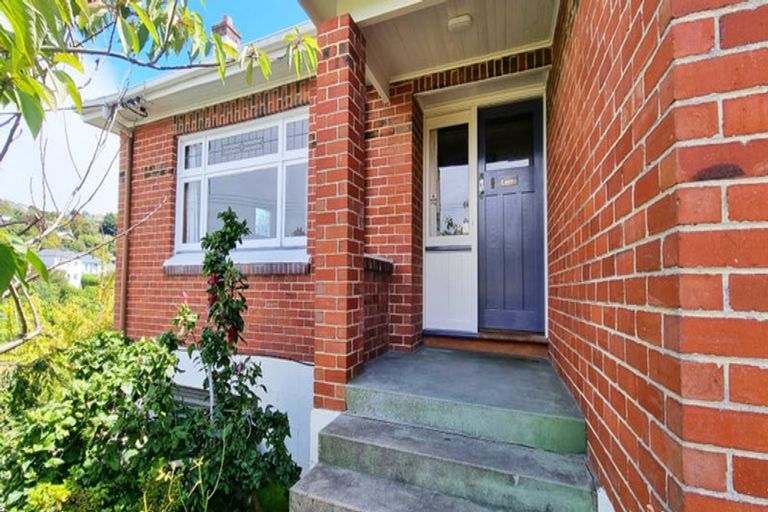 Photo of property in 19 Aberfeldy Street, Lookout Point, Dunedin, 9011