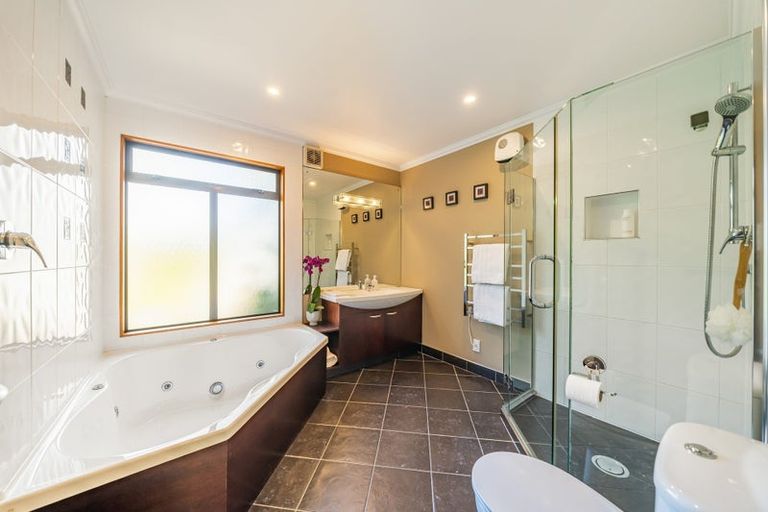 Photo of property in 97a Coroglen Rise, Pukerua Bay, 5026