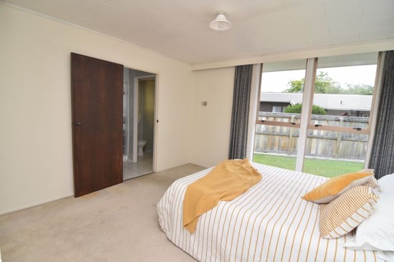 Photo of property in 1 Deller Drive, Carterton, 5713