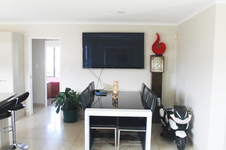 Photo of property in 307 Mahia Road, Weymouth, Auckland, 2103