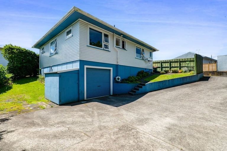Photo of property in 36 Trafalgar Street, Westown, New Plymouth, 4310
