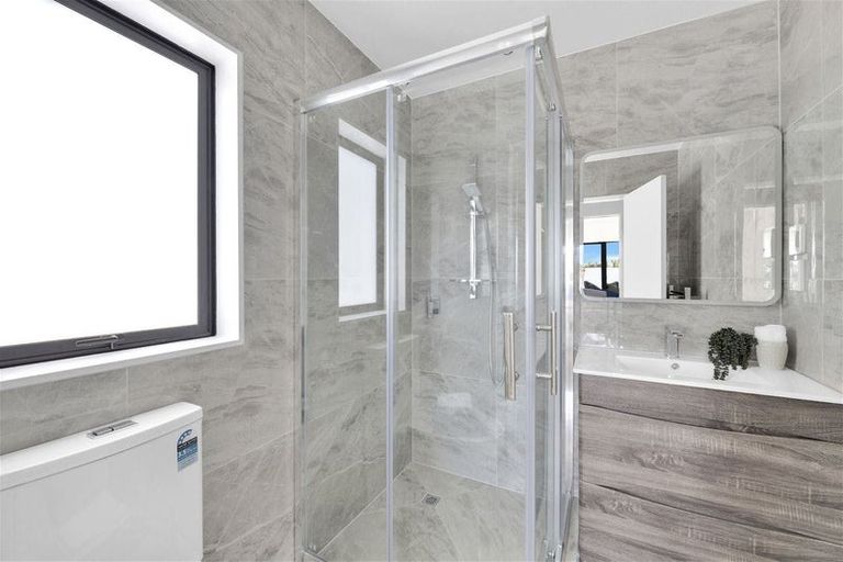 Photo of property in 451e Massey Road, Mangere East, Auckland, 2024