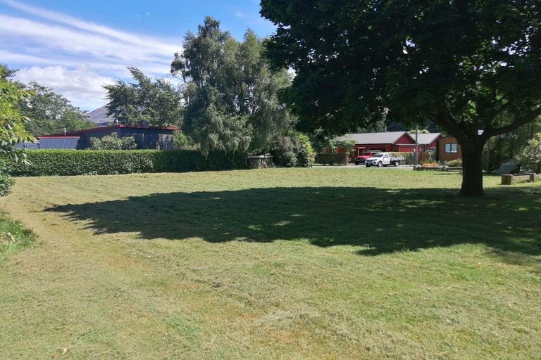 Photo of property in 1 Ryton Place, Lake Coleridge, 7572