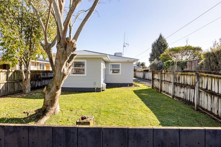 Photo of property in 4 Mount View Road, Melville, Hamilton, 3206