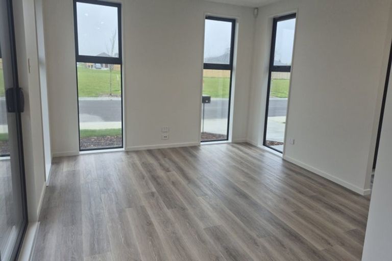 Photo of property in 42 Derbridge Street, Woodend, 7610