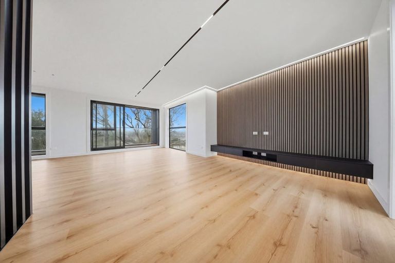 Photo of property in 2a Rangitoto Terrace, Milford, Auckland, 0620