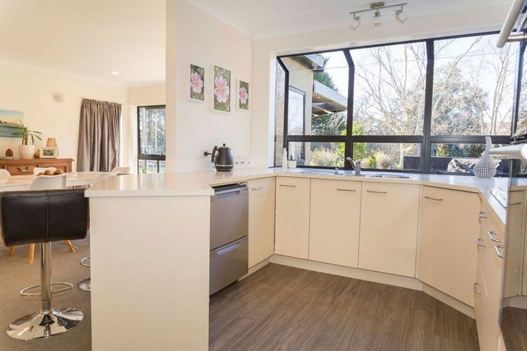 Photo of property in 97 Adelaide Road, Dannevirke, 4930