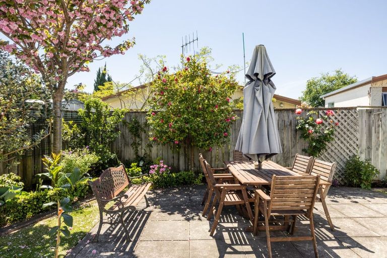 Photo of property in 11b Ranmore Lane, Havelock North, 4130