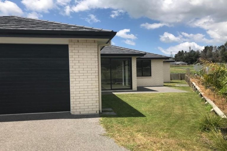 Photo of property in 9d Tui Glen, Omokoroa, 3114