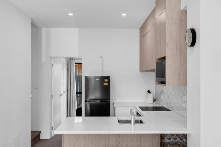 Photo of property in 6 Aumarire Lane, Favona, Auckland, 2024