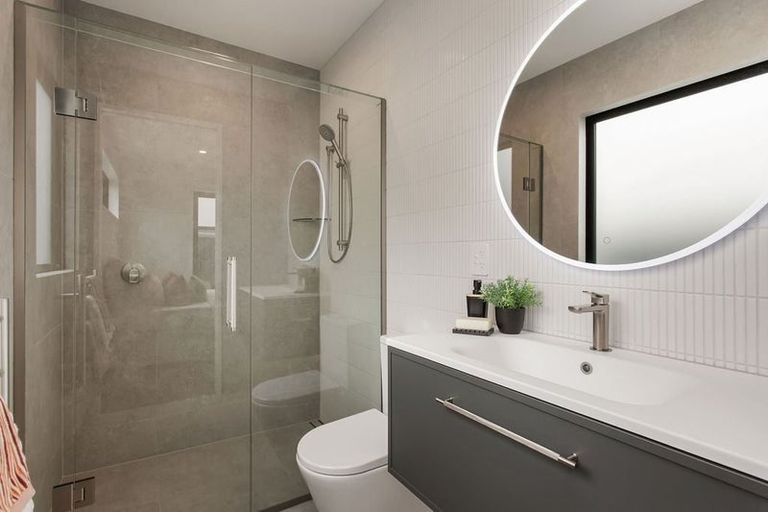 Photo of property in 17a Kirkwood Avenue, Upper Riccarton, Christchurch, 8041