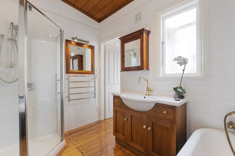 Photo of property in 34 Gordon Avenue, St Albans, Christchurch, 8014