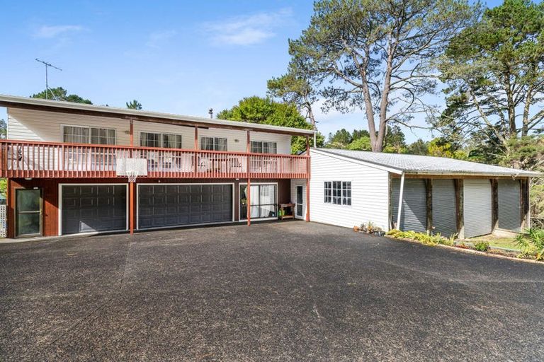 Photo of property in 13 Kay Road, Swanson, Auckland, 0614
