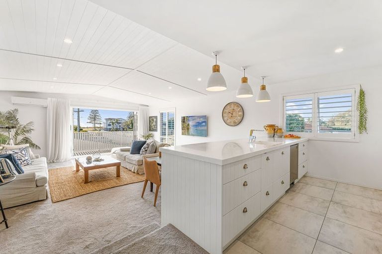 Photo of property in 16 Sutherland Avenue, Mount Maunganui, 3116