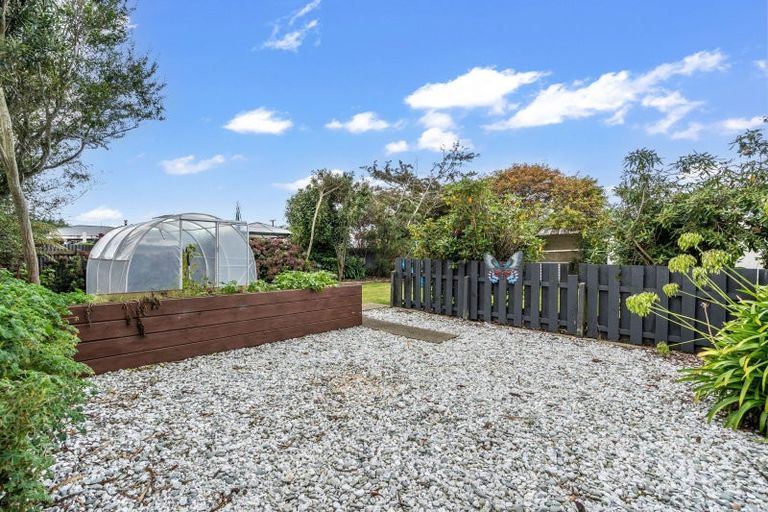 Photo of property in 12 Weka Street, Waikiwi, Invercargill, 9810