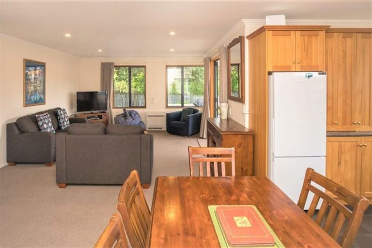Photo of property in 115a Meadowstone Drive, Wanaka, 9305
