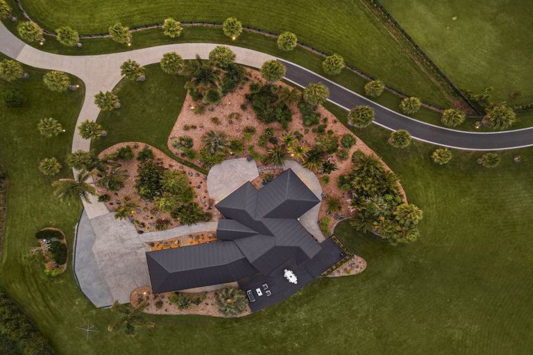 Photo of property in 251b Blackbridge Road, Dairy Flat, 0794