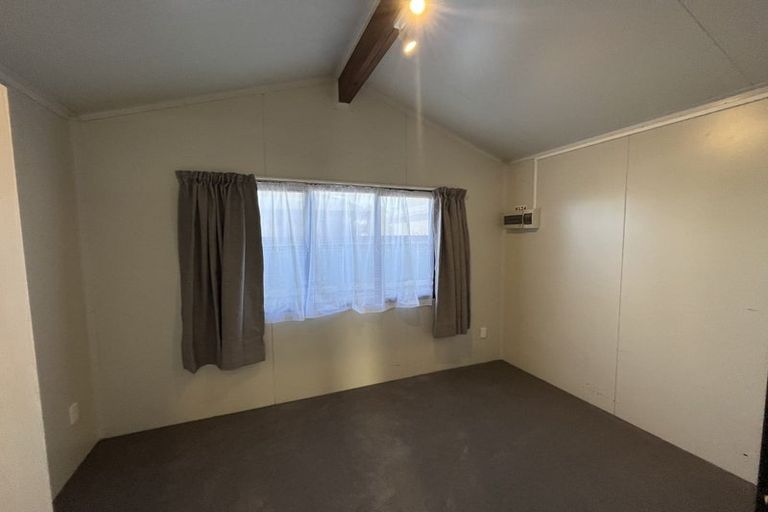 Photo of property in 456 Carrington Street, Upper Vogeltown, New Plymouth, 4310