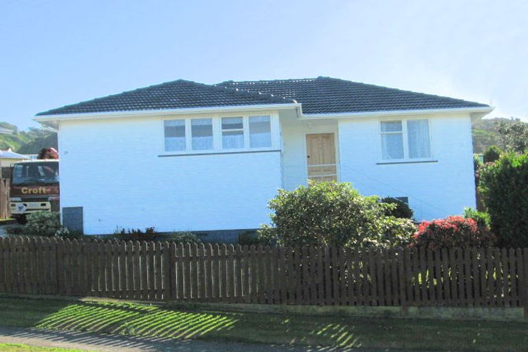 Photo of property in 25 Rangituhi Crescent, Takapuwahia, Porirua, 5022