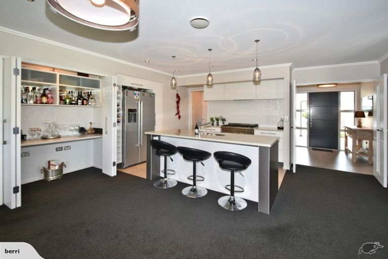 Photo of property in 5 Gosling Crescent, Halswell, Christchurch, 8025