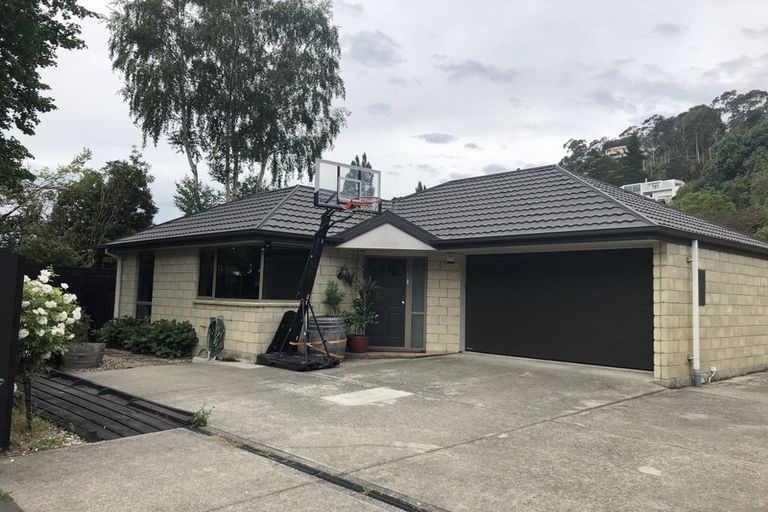 Photo of property in 1/69 Bowenvale Avenue, Cashmere, Christchurch, 8022