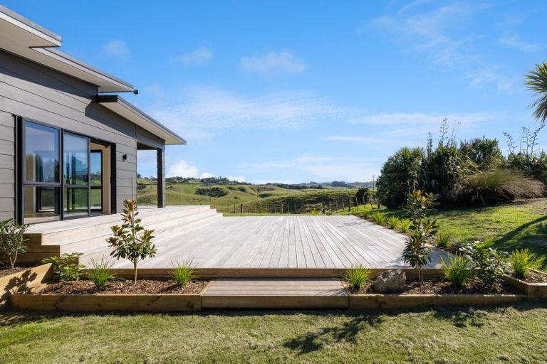 Photo of property in 571 Pakiri Road, Leigh, 0985