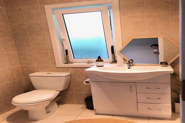 Photo of property in 1/84 Rosier Road, Glen Eden, Auckland, 0602