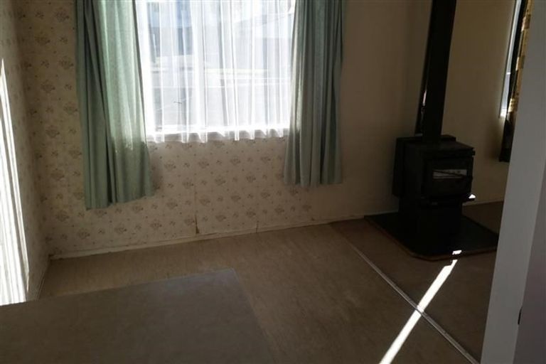 Photo of property in 27 Silvan Place, Bell Block, New Plymouth, 4312