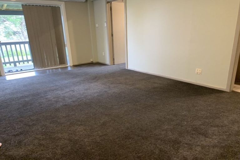 Photo of property in 9 Ramwall Place, Weymouth, Auckland, 2103