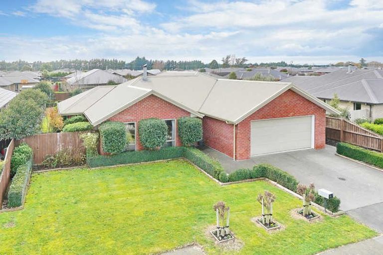 Photo of property in 6 Cassini Place, Leeston, 7632