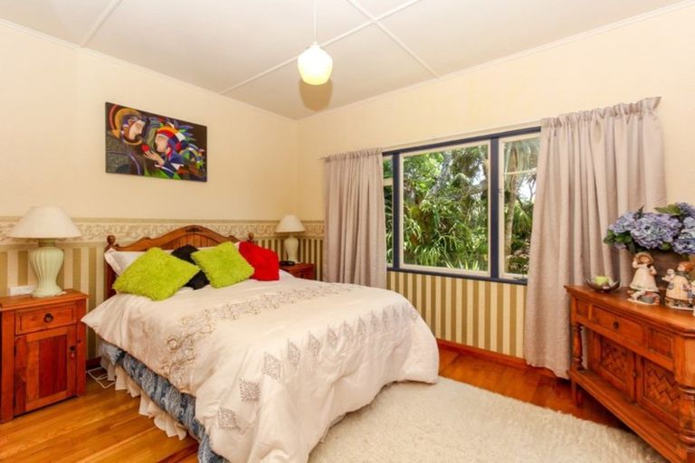Photo of property in 65 Paynters Avenue, Strandon, New Plymouth, 4312