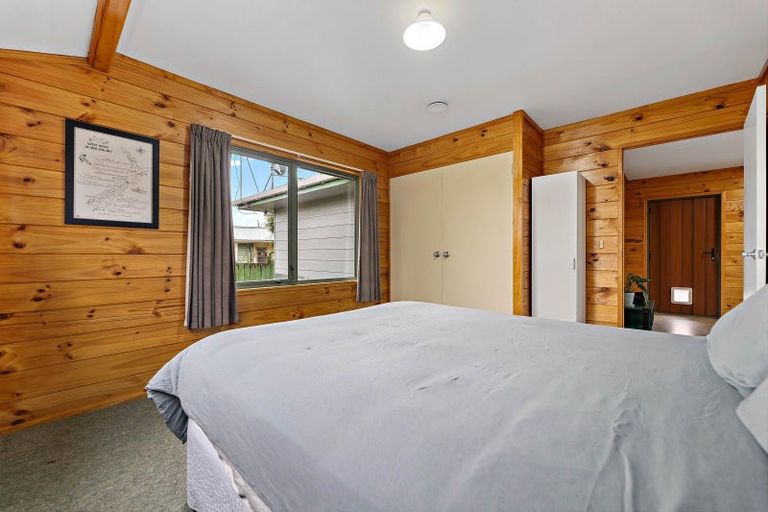 Photo of property in 12 Marotoa Grove, Turangi, 3334